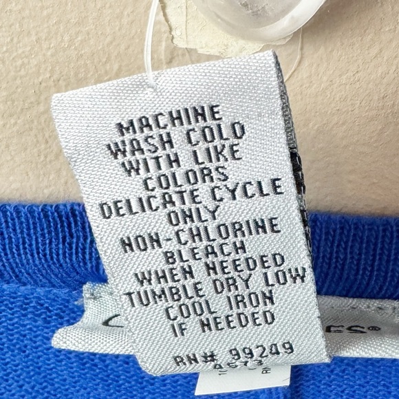 Catherine's Blue V Neck Short Sleeve Button Shoulder Sweater - With Flaw - Picture 5 of 9